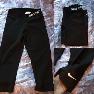 Nike dri fit capris